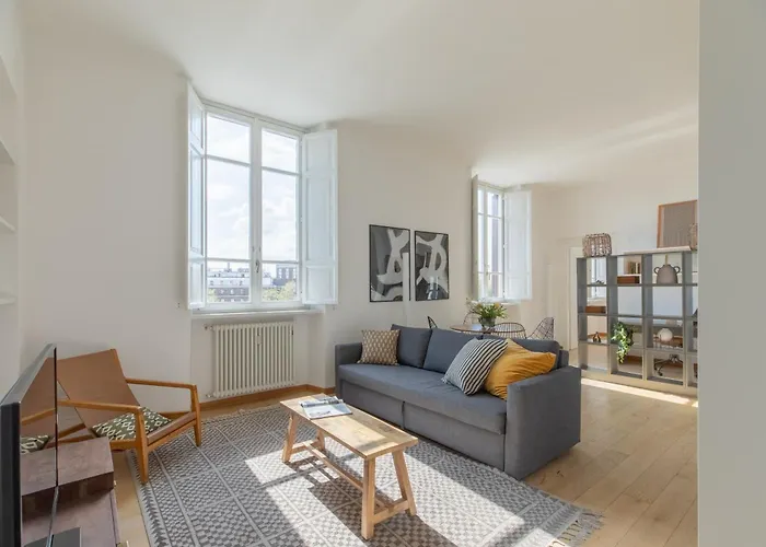 Iflat Bright & Modern Living With Panoramic View Apartamento *